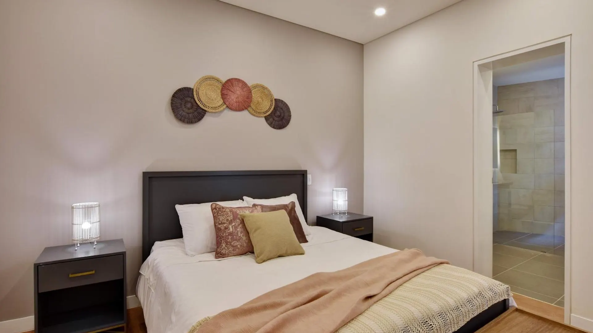 Granada Executive Suites Cali 0*,