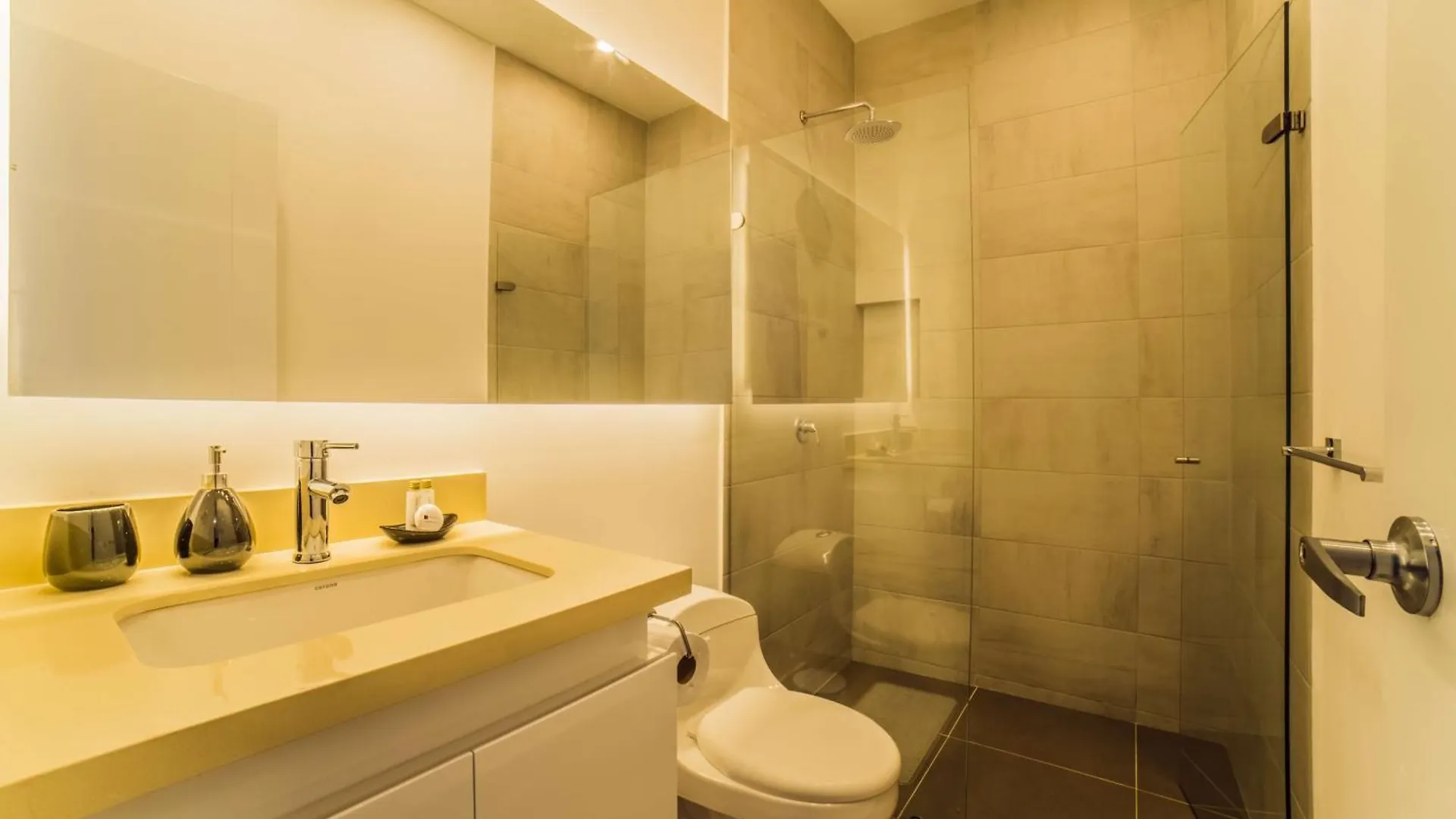 Granada Executive Suites Cali Apartman