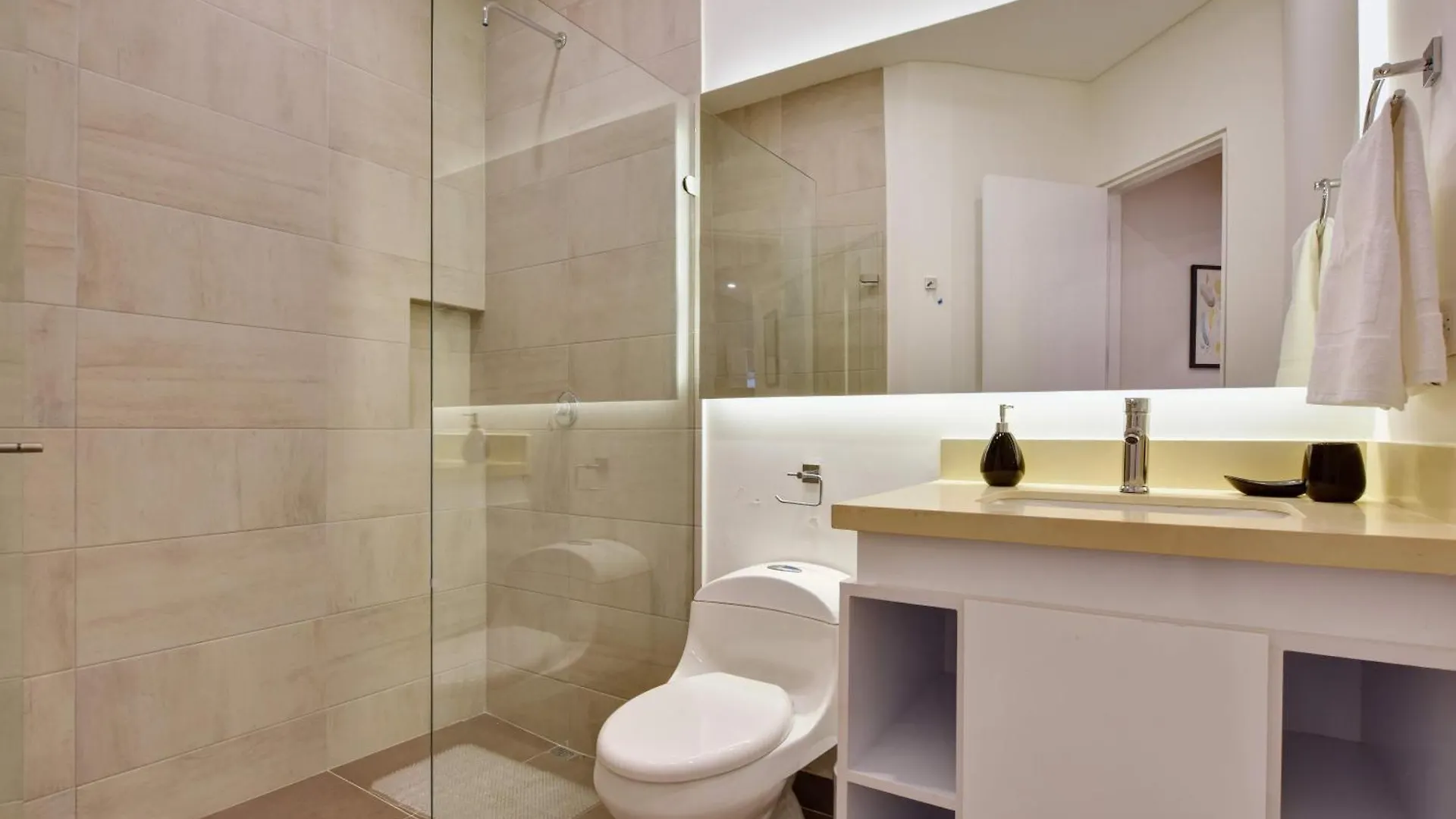 Granada Executive Suites Cali 0*,  Kolumbia